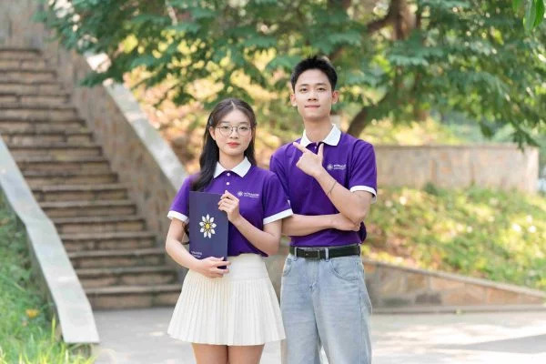 Tìm hiểu giá trị bằng Luật Kinh tế từ xa Đại học Intracom