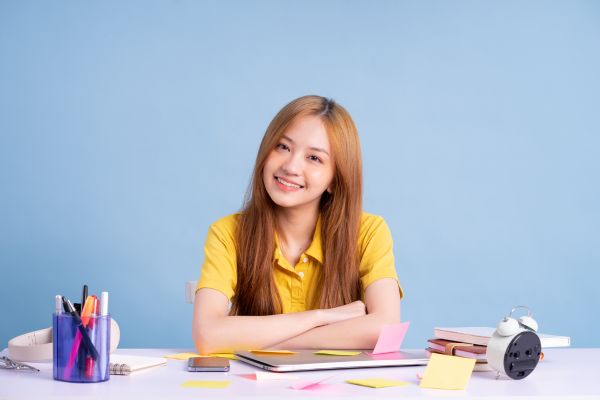 Các lợi ích lớn học Đại học từ xa Luật Kinh tế Intracom