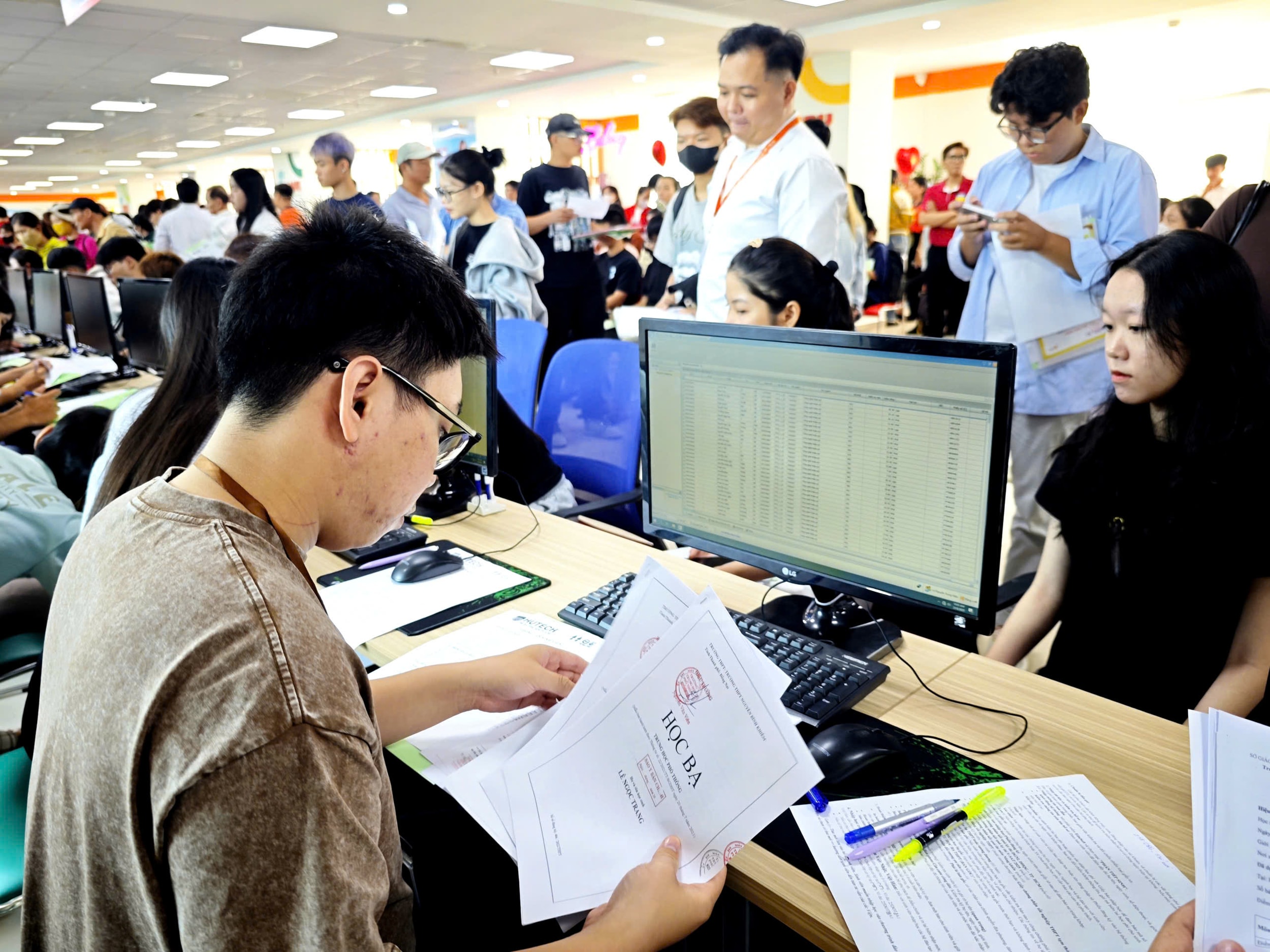 Điều kiện xét tuyển đại học từ xa ngành QTKD mới nhất 2026